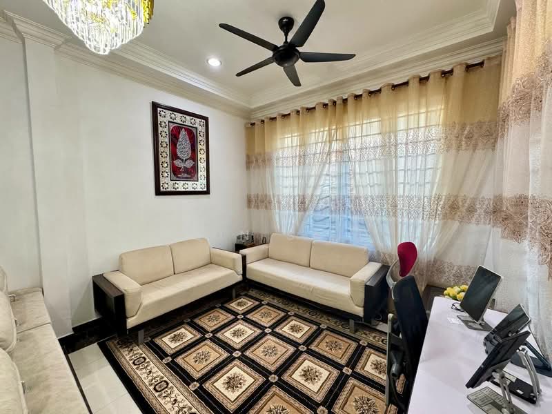Semi-Detached House for Sale in Ampang Jaya (Ampang) - Shiqin Saidin - Living Room - PropertyGuru.com.my