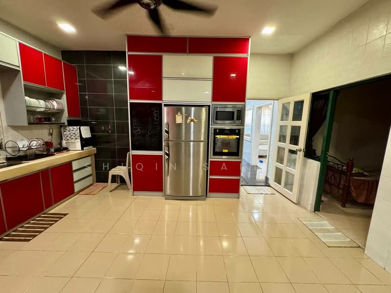 Semi-Detached House for Sale in Ampang Jaya (Ampang) - Shiqin Saidin - Kitchen - PropertyGuru.com.my