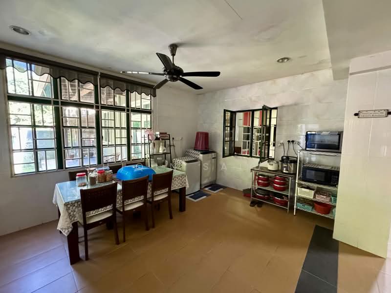 Semi-Detached House for Sale in Ampang Jaya (Ampang) - Shiqin Saidin - Kitchen - PropertyGuru.com.my