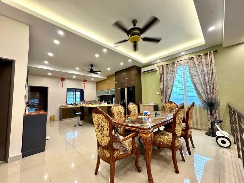 2.5-storey Terraced House for Sale in Kinrara Residence (Puchong) - Nadzmie Nasir - Dining Room - PropertyGuru.com.my