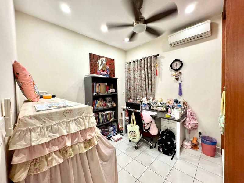 2.5-storey Terraced House for Sale in Kinrara Residence (Puchong) - Nadzmie Nasir - Bedroom - PropertyGuru.com.my