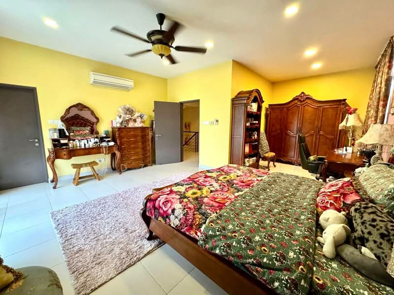 2.5-storey Terraced House for Sale in Kinrara Residence (Puchong) - Nadzmie Nasir - Bedroom - PropertyGuru.com.my