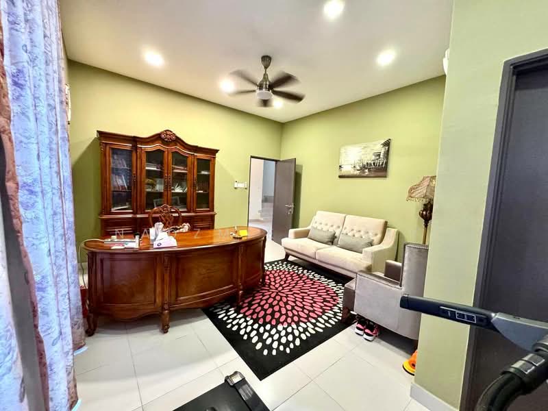 2.5-storey Terraced House for Sale in Kinrara Residence (Puchong) - Nadzmie Nasir - Study - PropertyGuru.com.my