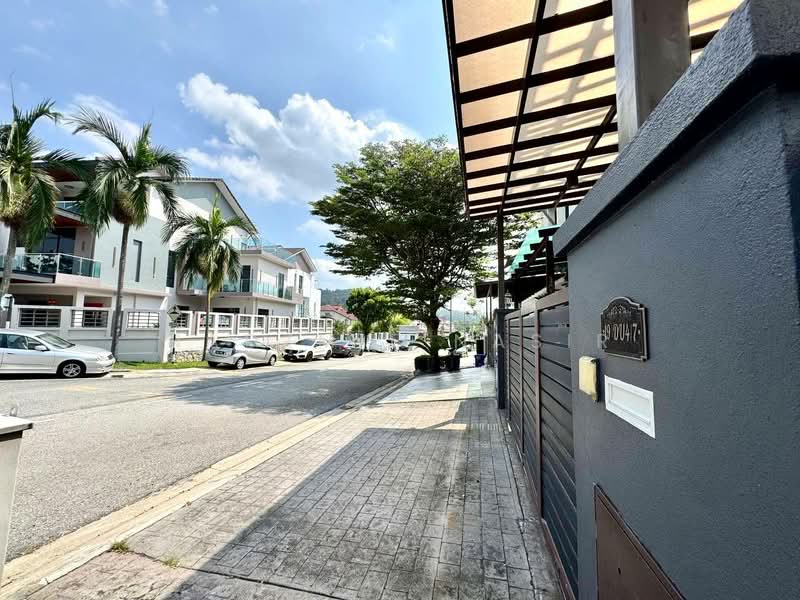 2.5-storey Terraced House for Sale in Kinrara Residence (Puchong) - Nadzmie Nasir - Exterior - PropertyGuru.com.my