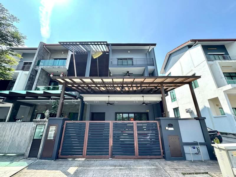 2.5-storey Terraced House for Sale in Kinrara Residence (Puchong) - Nadzmie Nasir - Exterior - PropertyGuru.com.my