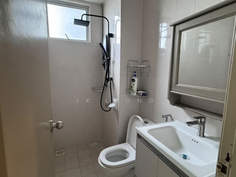 Servis Apartment untuk Dijual di Serviced Residence @ Casa Tiara - JK Leong - Bathroom - PropertyGuru.com.my