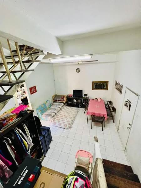 Rumah Teres 2.5 Tingkat untuk Dijual di Ampang Jaya (Ampang) - Mohd Aizat Saiful Bahri - Living Room - PropertyGuru.com.my