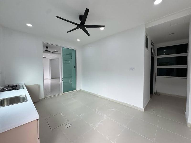 Rumah Teres 2-Tingkat untuk Dijual di Taman Mount Austin (Tebrau) - Eddy Tan - Kitchen - PropertyGuru.com.my