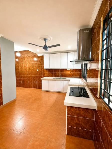 Rumah Teres 2 Tingkat untuk Dijual di Seksyen 13 (Shah Alam) - Shiqin Saidin - Kitchen - PropertyGuru.com.my