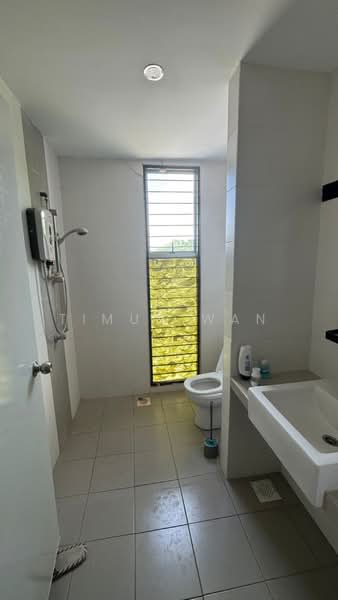 Rumah Bandar untuk Dijual di Puchong (Selangor) - Timun Wan - Bathroom - PropertyGuru.com.my