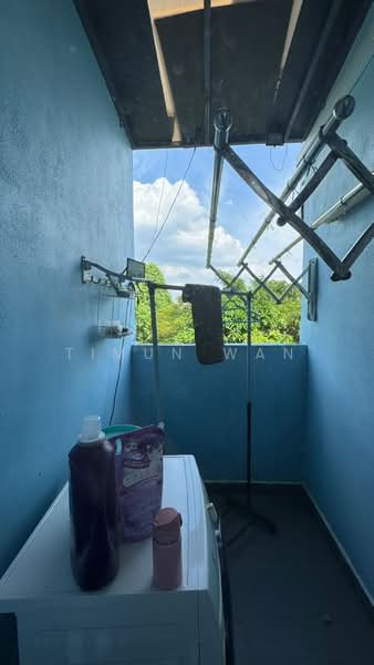 Rumah Bandar untuk Dijual di Puchong (Selangor) - Timun Wan - Balcony - PropertyGuru.com.my