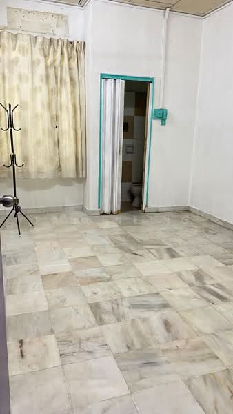 1-storey Terraced House for Sale in Taman Daya (Johor Bahru) - Pauline Ng - Interior - PropertyGuru.com.my