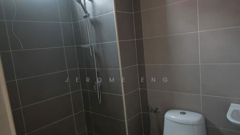 Rumah Teres 3 Tingkat untuk Dijual di Taman Jelutong (Jelutong) - Jerome Eng - Bathroom - PropertyGuru.com.my