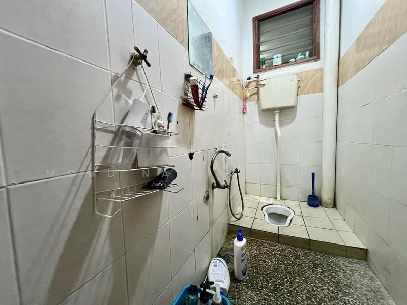 Rumah Teres 2 Tingkat untuk Dijual di Taman Lestari Putra (Seri Kembangan) - Mohd Nazri Roslan - PropertyGuru.com.my