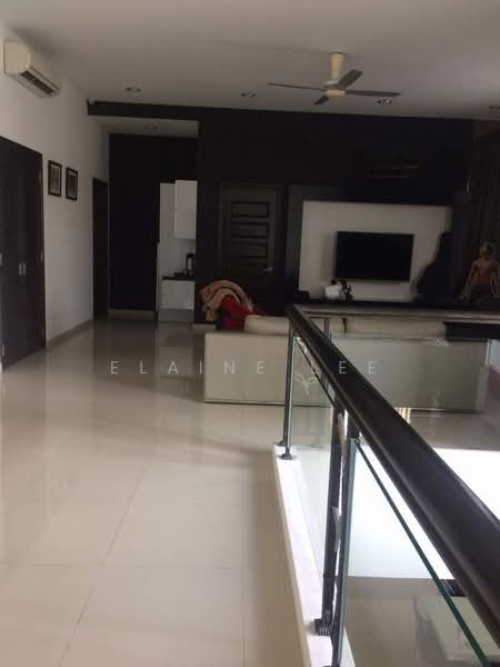 Rumah Banglo untuk Dijual di Kota Kemuning (Shah Alam) - Elaine Lee - Living Room - PropertyGuru.com.my