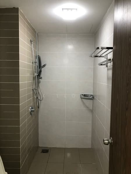 Servis Apartment untuk Dijual di City of Green - JK Leong - Bathroom - PropertyGuru.com.my