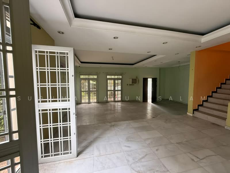 Semi-Detached House for Sale in Bandar Baru Klang (Klang) - Sugumar Arunasalam - Living Room - PropertyGuru.com.my