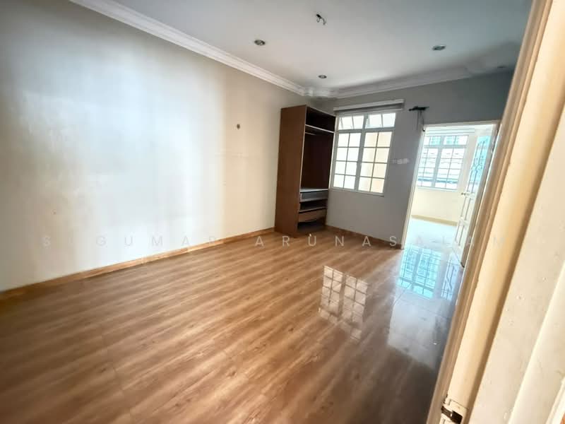 Semi-Detached House for Sale in Bandar Baru Klang (Klang) - Sugumar Arunasalam - Bedroom - PropertyGuru.com.my