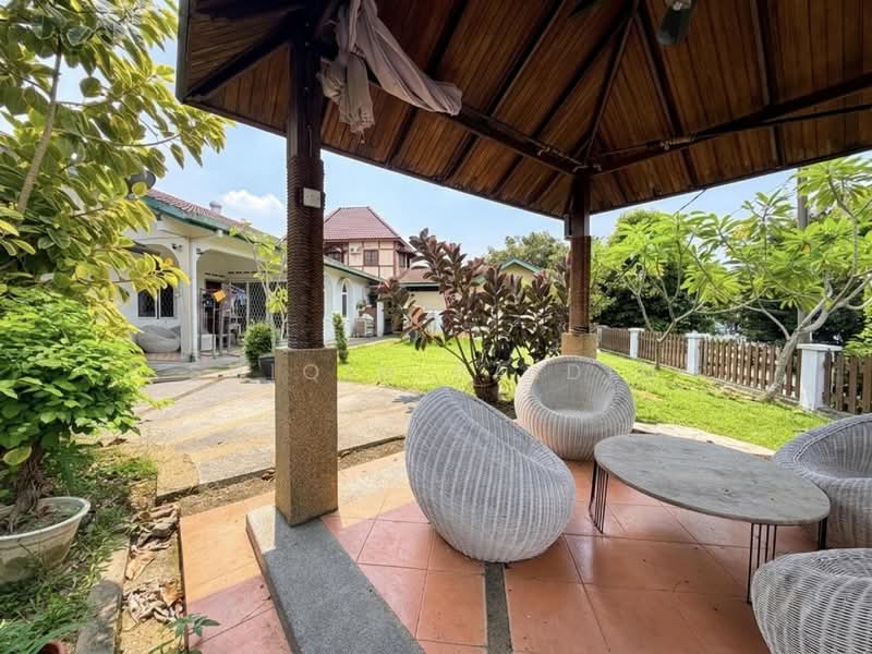 Rumah Banglo untuk Dijual di Seksyen 3 (Bangi) - Shiqin Saidin - Exterior - PropertyGuru.com.my