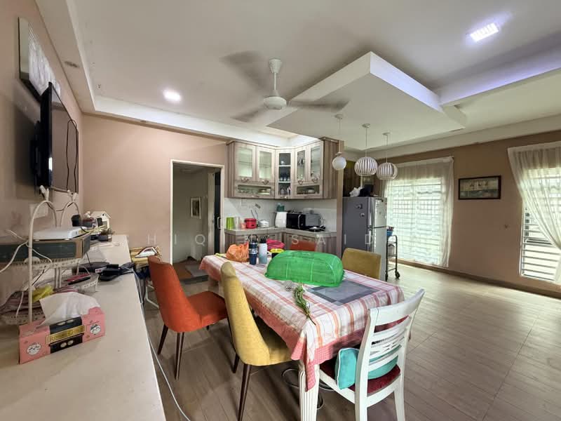 Rumah Banglo untuk Dijual di Seksyen 3 (Bangi) - Shiqin Saidin - Kitchen - PropertyGuru.com.my
