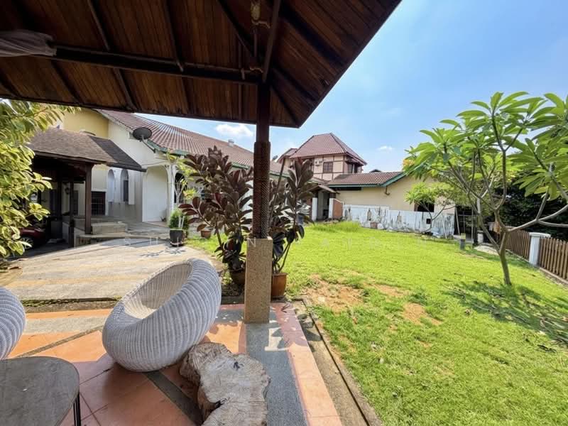 Rumah Banglo untuk Dijual di Seksyen 3 (Bangi) - Shiqin Saidin - Exterior - PropertyGuru.com.my