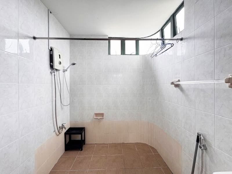 Kondominium untuk Disewa di The Wadihana - Constance Chan - Bathroom - PropertyGuru.com.my