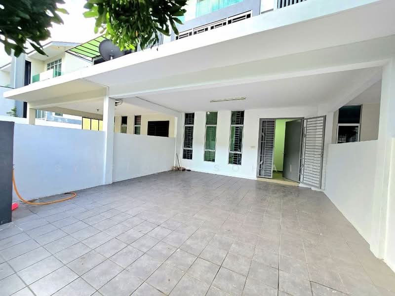 3-storey Terraced House for Sale in Kajang (Selangor) - Syafiqah Sohaimi - PropertyGuru.com.my