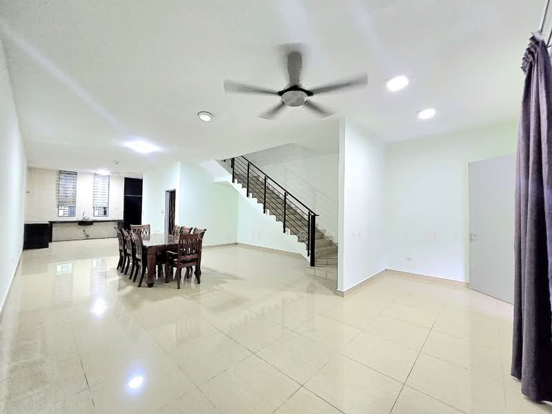 3-storey Terraced House for Sale in Kajang (Selangor) - Syafiqah Sohaimi - PropertyGuru.com.my