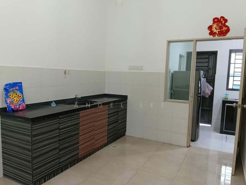 2-storey Terraced House for Sale in Taman Nusa Sentral (Iskandar Puteri (Nusajaya)) - Angel Lee - Kitchen - PropertyGuru.com.my