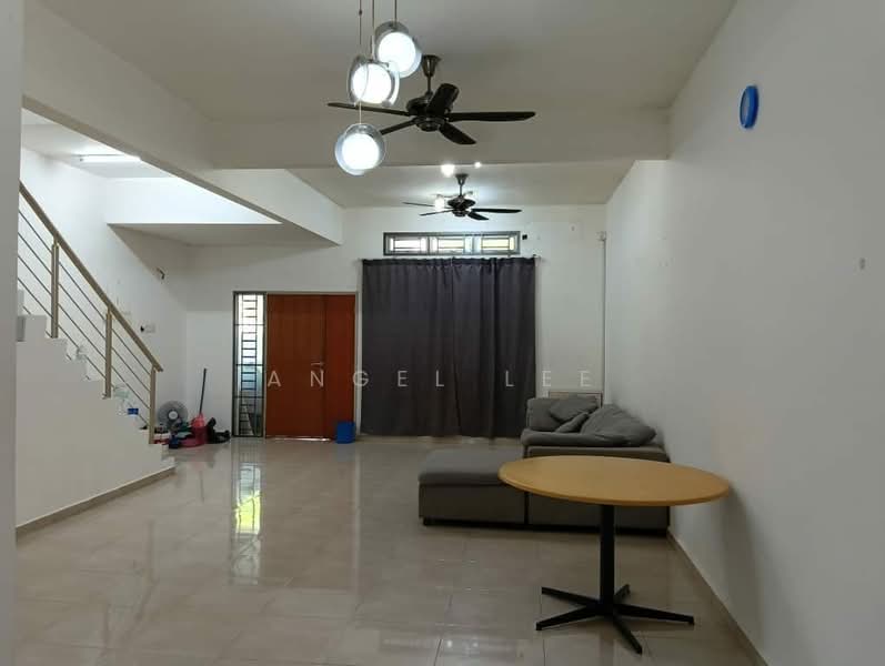 2-storey Terraced House for Sale in Taman Nusa Sentral (Iskandar Puteri (Nusajaya)) - Angel Lee - Living Room - PropertyGuru.com.my