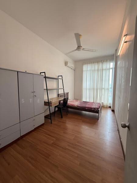Kediaman Servis untuk Disewa di Impian Meridian - Steffi Leong - Bedroom - PropertyGuru.com.my