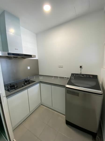 Service Residence for Rent at Impiria Residensi Bukit Tinggi Klang - Lim Jeon - Kitchen - PropertyGuru.com.my