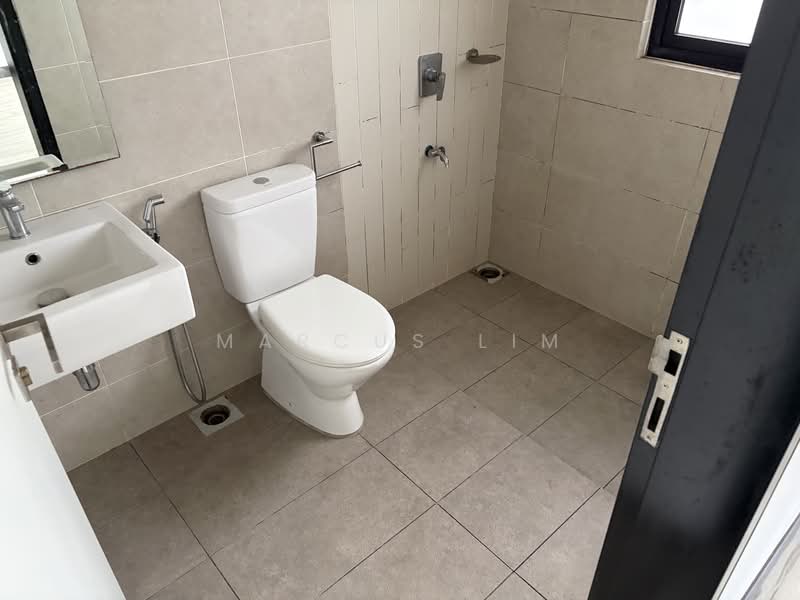 Rumah Berkembar untuk Dijual di Bukit Bandaraya (Shah Alam) - Marcus Lim - PropertyGuru.com.my
