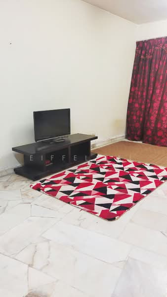 Pangsapuri untuk Disewa di Pangsapuri Lagoon Perdana - Eiffel Lai - Living Room - PropertyGuru.com.my