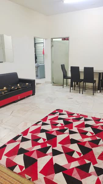 Pangsapuri untuk Disewa di Pangsapuri Lagoon Perdana - Eiffel Lai - Living Room - PropertyGuru.com.my
