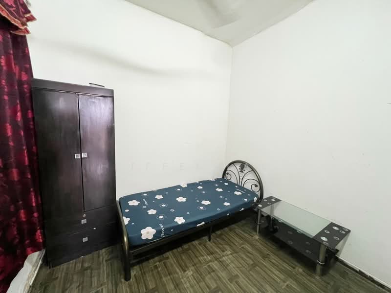 Pangsapuri untuk Disewa di Pangsapuri Lagoon Perdana - Eiffel Lai - Bedroom - PropertyGuru.com.my