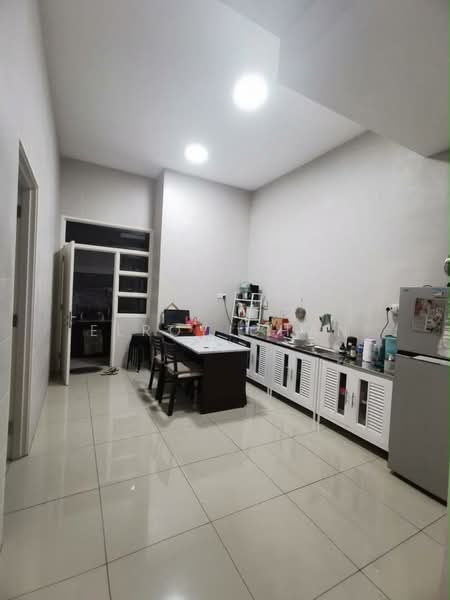Cluster House for Sale in Bukit Indah (Iskandar Puteri (Nusajaya)) - Elroy Chan - Kitchen - PropertyGuru.com.my