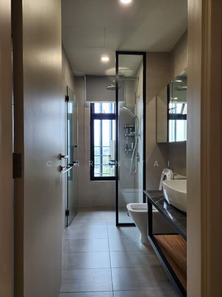 Service Residence for Sale at Residensi Solaris Parq - Carren Tai - Bathroom - PropertyGuru.com.my