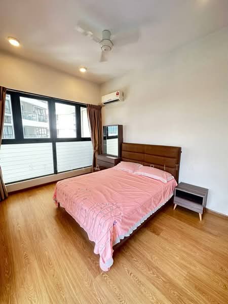 Kondominium untuk Disewa di Bay Point @ Country Garden Danga Bay - Stella Narita - Bedroom - PropertyGuru.com.my