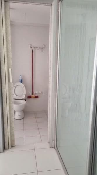 Kondominium untuk Dijual di Casa Tropika - Joanne Diong - Bathroom - PropertyGuru.com.my