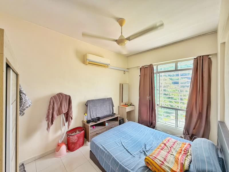 Pangsapuri untuk Dijual di Suria Vista Apartment - Gary Goh - Bedroom - PropertyGuru.com.my