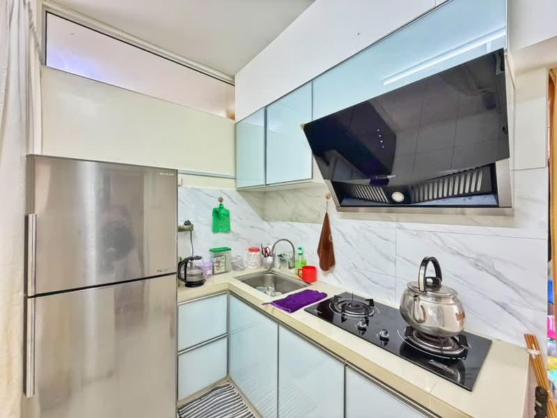 Pangsapuri untuk Dijual di Suria Vista Apartment - Gary Goh - Kitchen - PropertyGuru.com.my