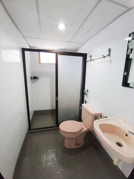 Apartment for Rent at Halaman Kristal - Jerry Tan - Bathroom - PropertyGuru.com.my