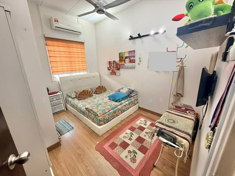 Rumah Teres untuk Dijual di Bandar Puteri Klang (Klang) - Salawati Busro - Bedroom - PropertyGuru.com.my