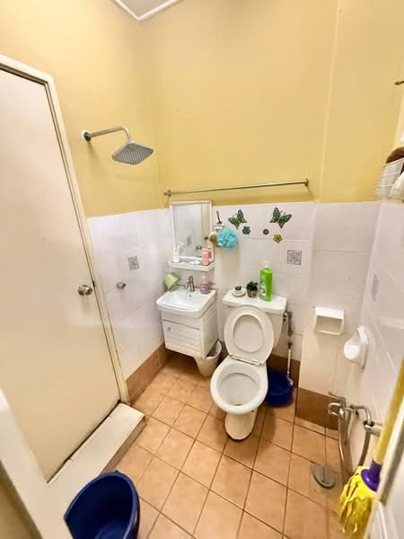 Rumah Teres untuk Dijual di Bandar Puteri Klang (Klang) - Salawati Busro - Bathroom - PropertyGuru.com.my