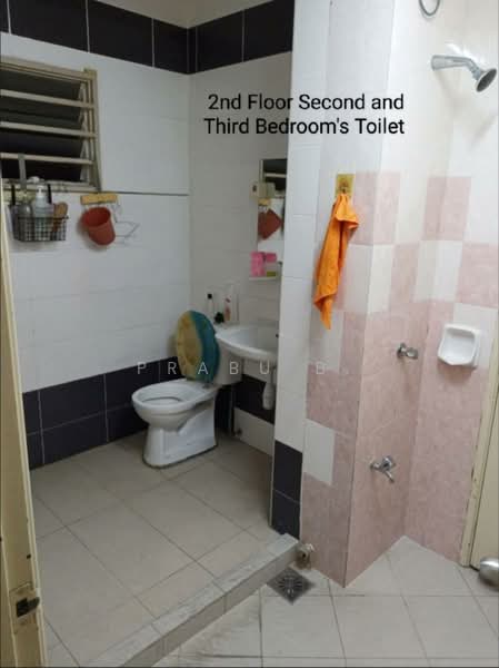 Rumah Teres 2-Tingkat untuk Dijual di Bandar Botanic (Klang) - Prabu B. - Bathroom - PropertyGuru.com.my