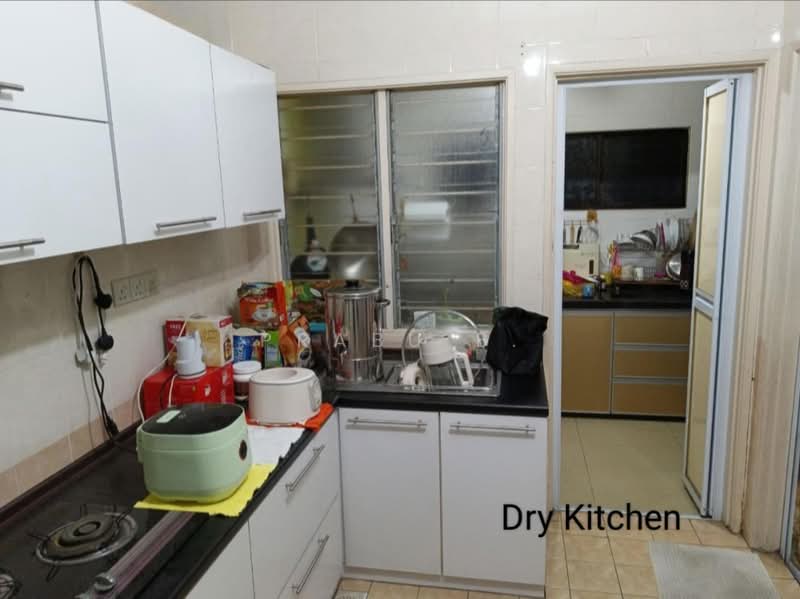 Rumah Teres 2-Tingkat untuk Dijual di Bandar Botanic (Klang) - Prabu B. - Kitchen - PropertyGuru.com.my