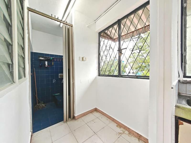 Flat for Sale at Flat Taman Ungku Tun Aminah - Pauline Ng - Interior - PropertyGuru.com.my