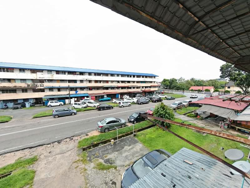 Flat for Sale at Flat Taman Ungku Tun Aminah - Pauline Ng - Exterior - PropertyGuru.com.my