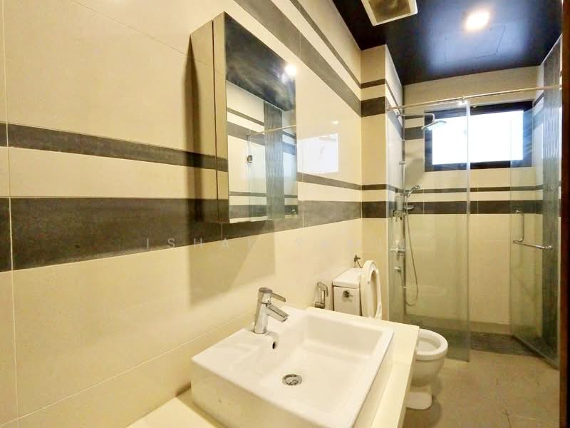 Bungalow for Sale in Sering Ukay (Ampang) - Ishak Ramli - Bathroom - PropertyGuru.com.my